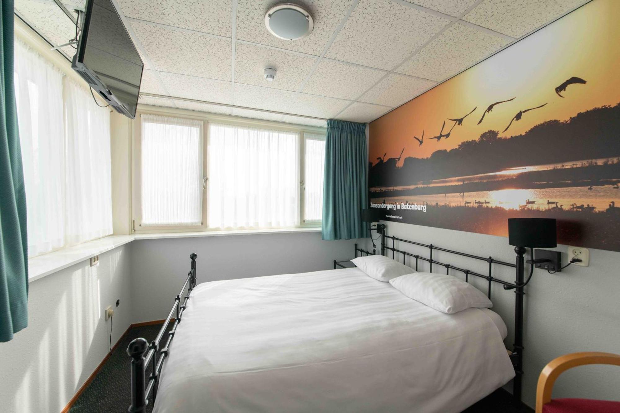 Hotel Hoogeerd By Flow Niftrik - Nijmegen エクステリア 写真