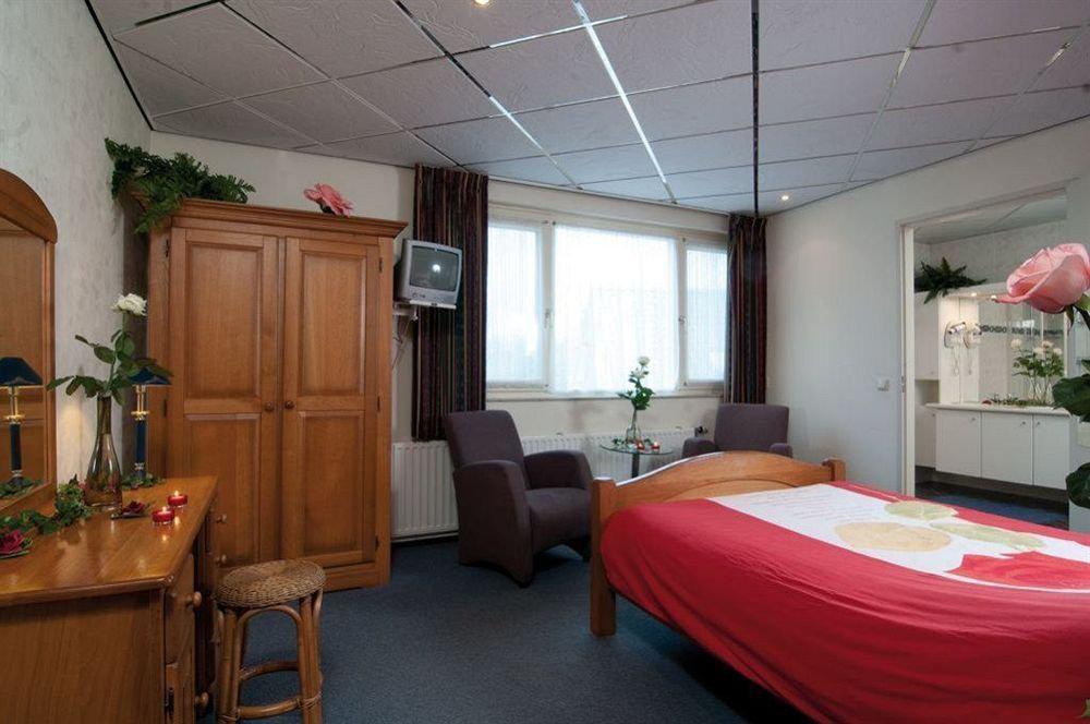 Hotel Hoogeerd By Flow Niftrik - Nijmegen エクステリア 写真